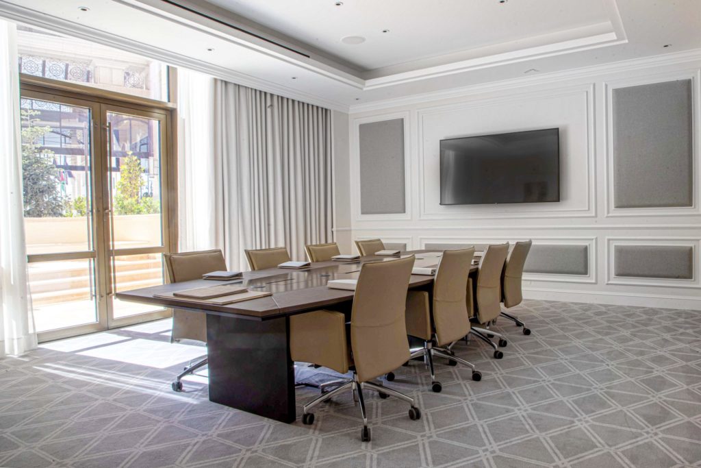 Ritz Carlton Amman meeting table