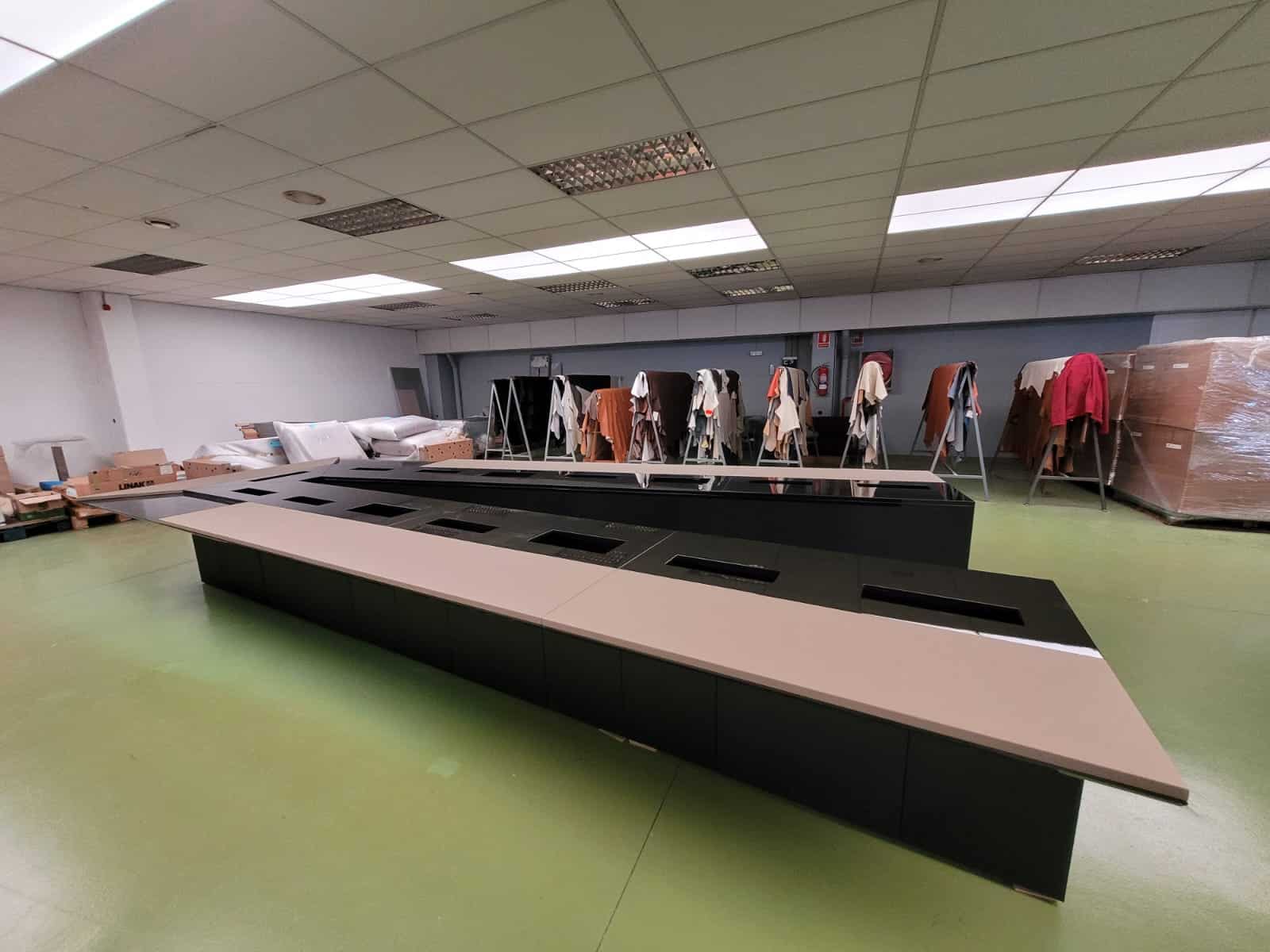Pre-assembly customized BCN tech Conference table (2)